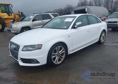 2011 Audi S4 3.0 Premium Plus из США, поврежденный, VIN WAUBGBFL2BA092577